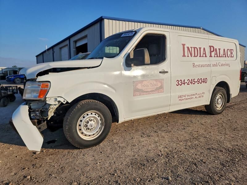 Nissan NV
