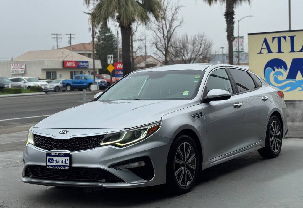 2019 KIA Optima