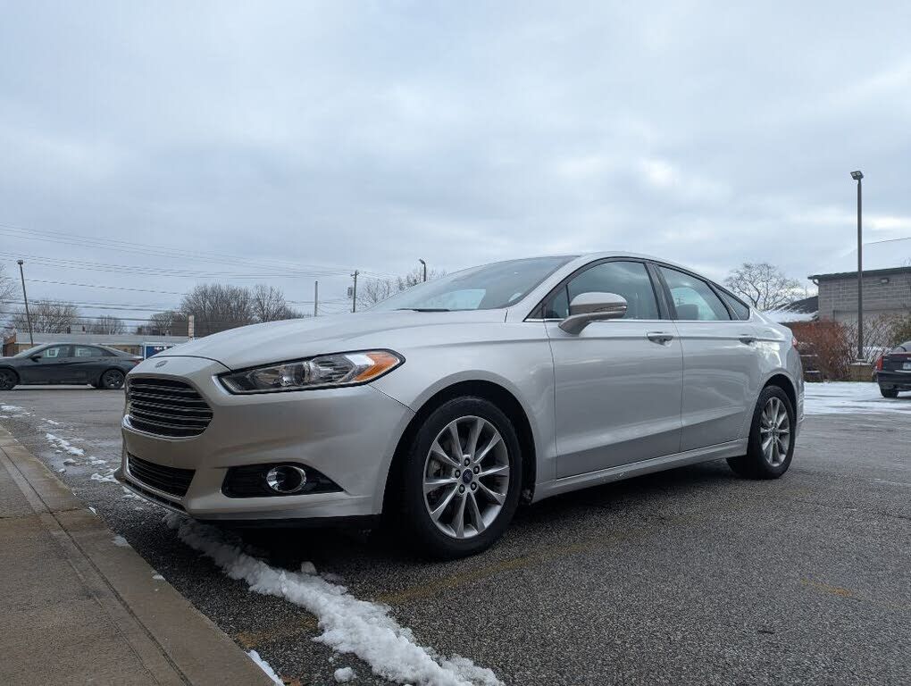 2017 FORD Fusion