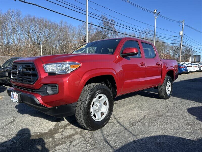 2018 TOYOTA Tacoma