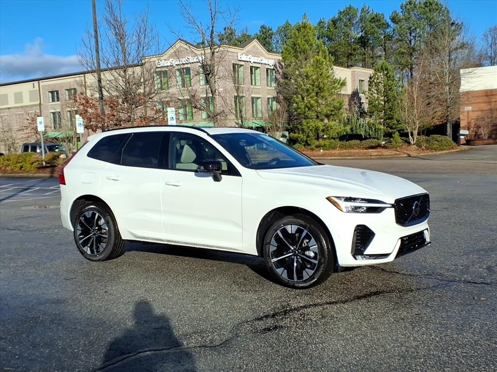 2026 VOLVO XC60
