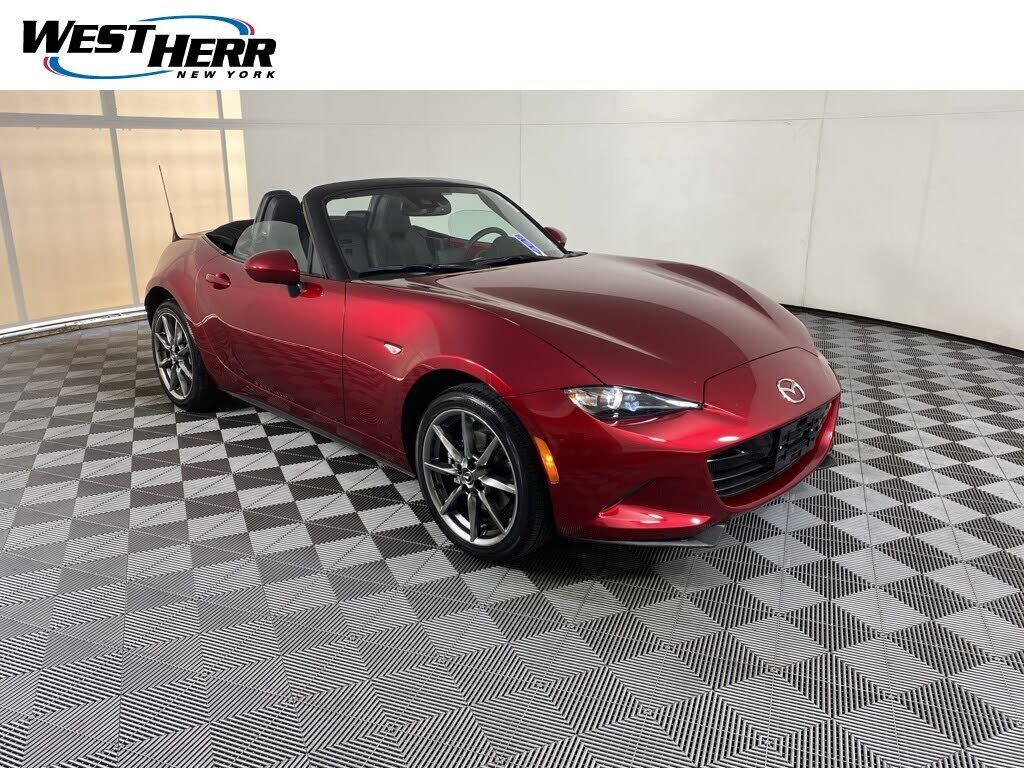 2022 MAZDA MX-5