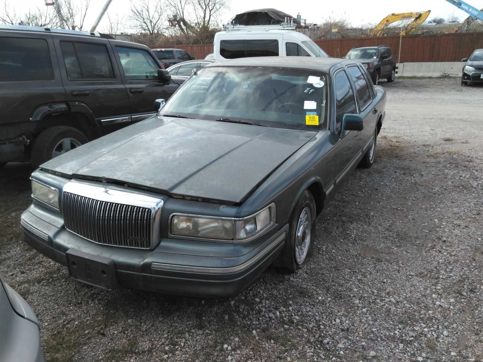 Lincoln Town Car
