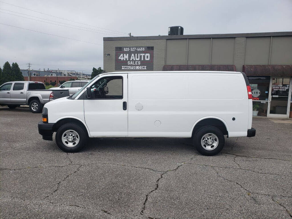 2021 CHEVROLET Express