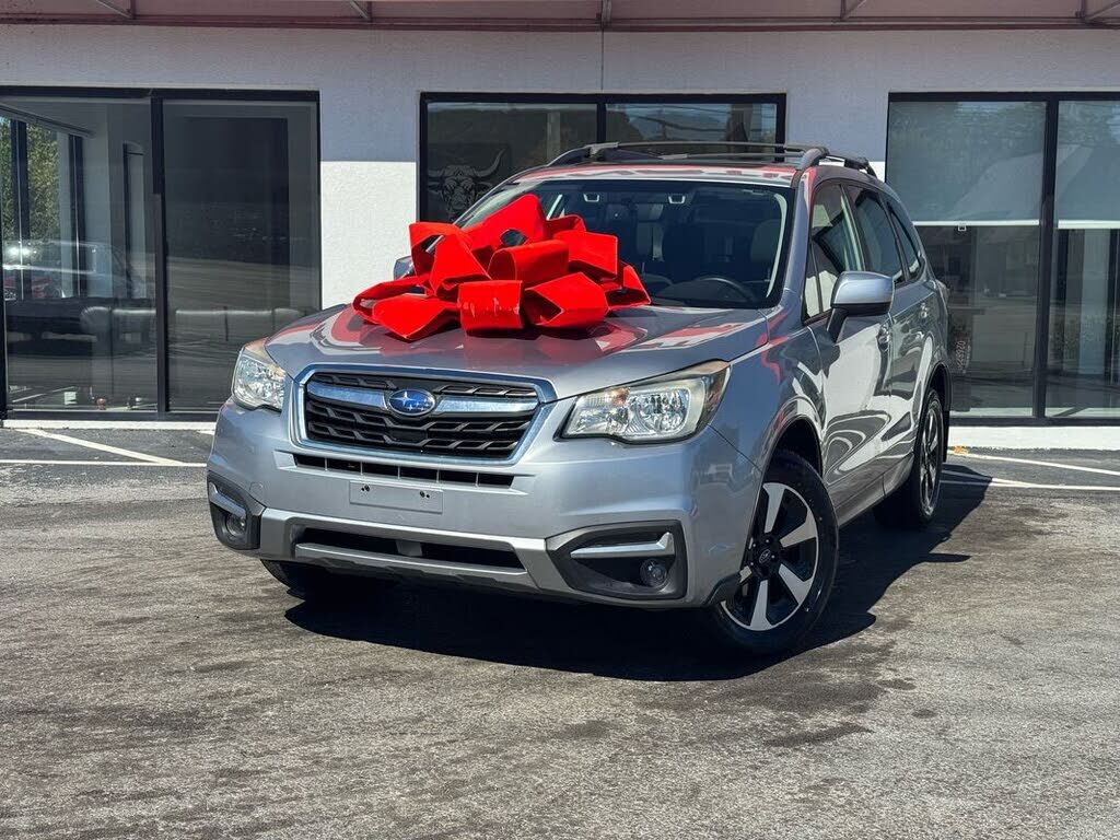 2017 SUBARU Forester