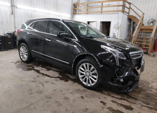 2017 CADILLAC XT5