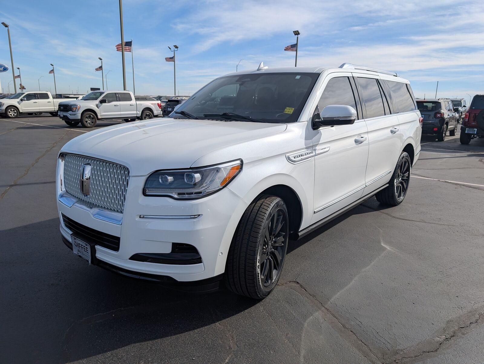 2023 LINCOLN Navigator L