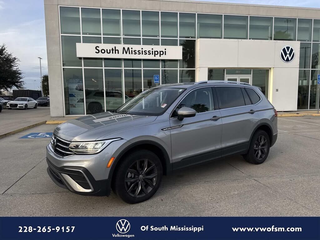 2023 VOLKSWAGEN Tiguan