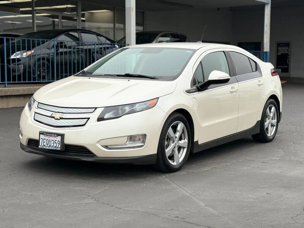 2014 CHEVROLET Volt