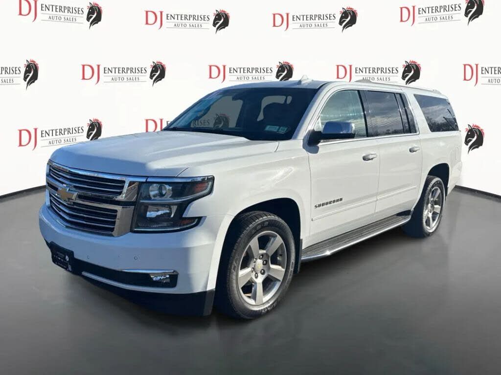 2017 CHEVROLET Suburban