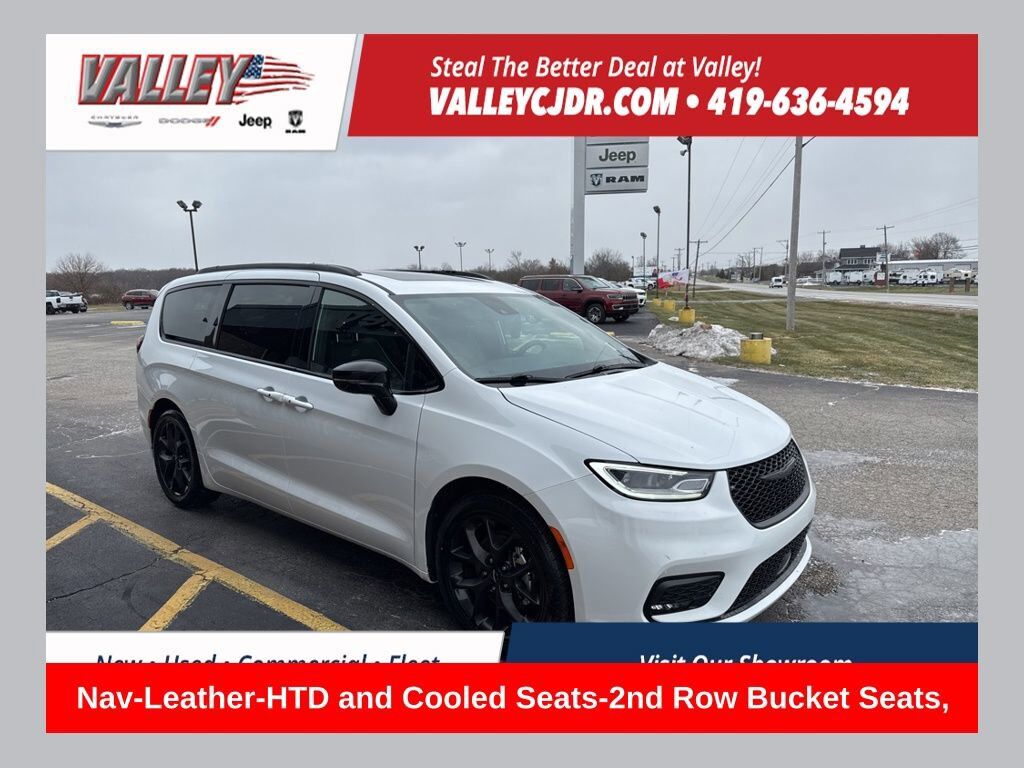 2025 CHRYSLER Pacifica