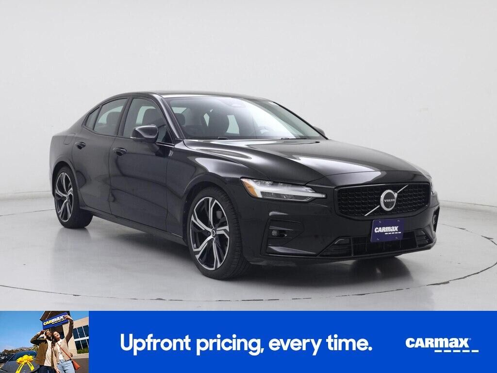 2024 VOLVO S60