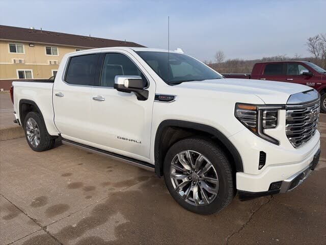 2024 GMC Sierra