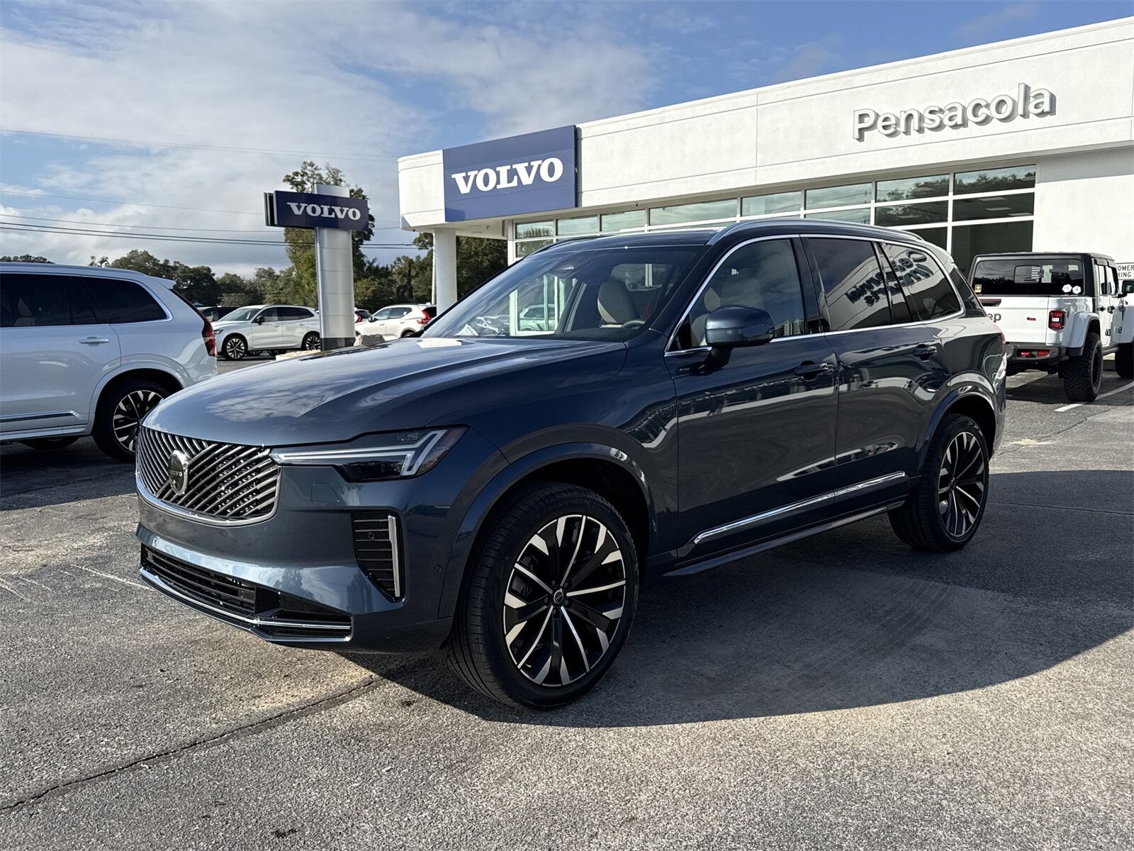 2026 VOLVO XC90