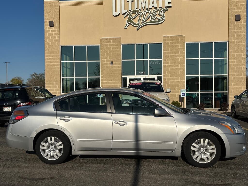 2012 NISSAN Altima