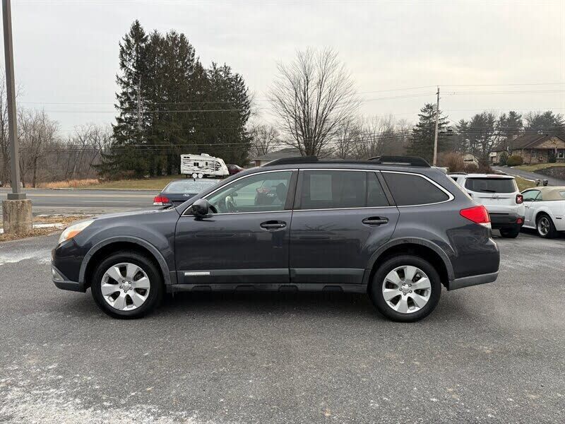 2012 SUBARU Outback