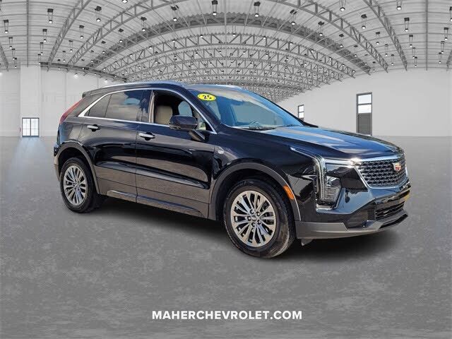 2025 CADILLAC XT4