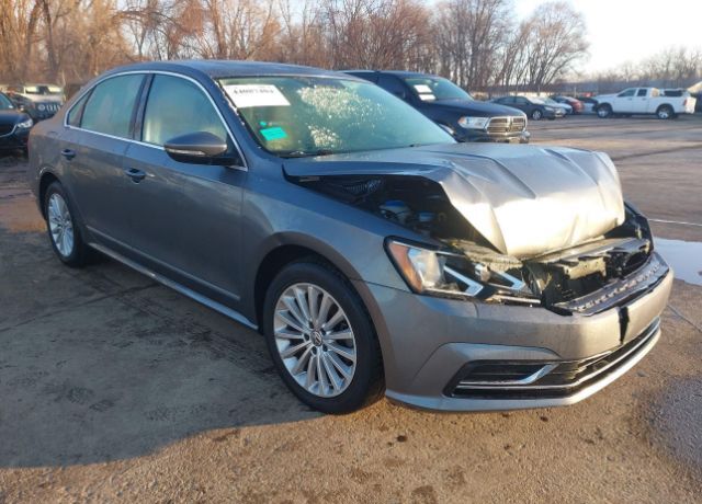 2016 VOLKSWAGEN Passat