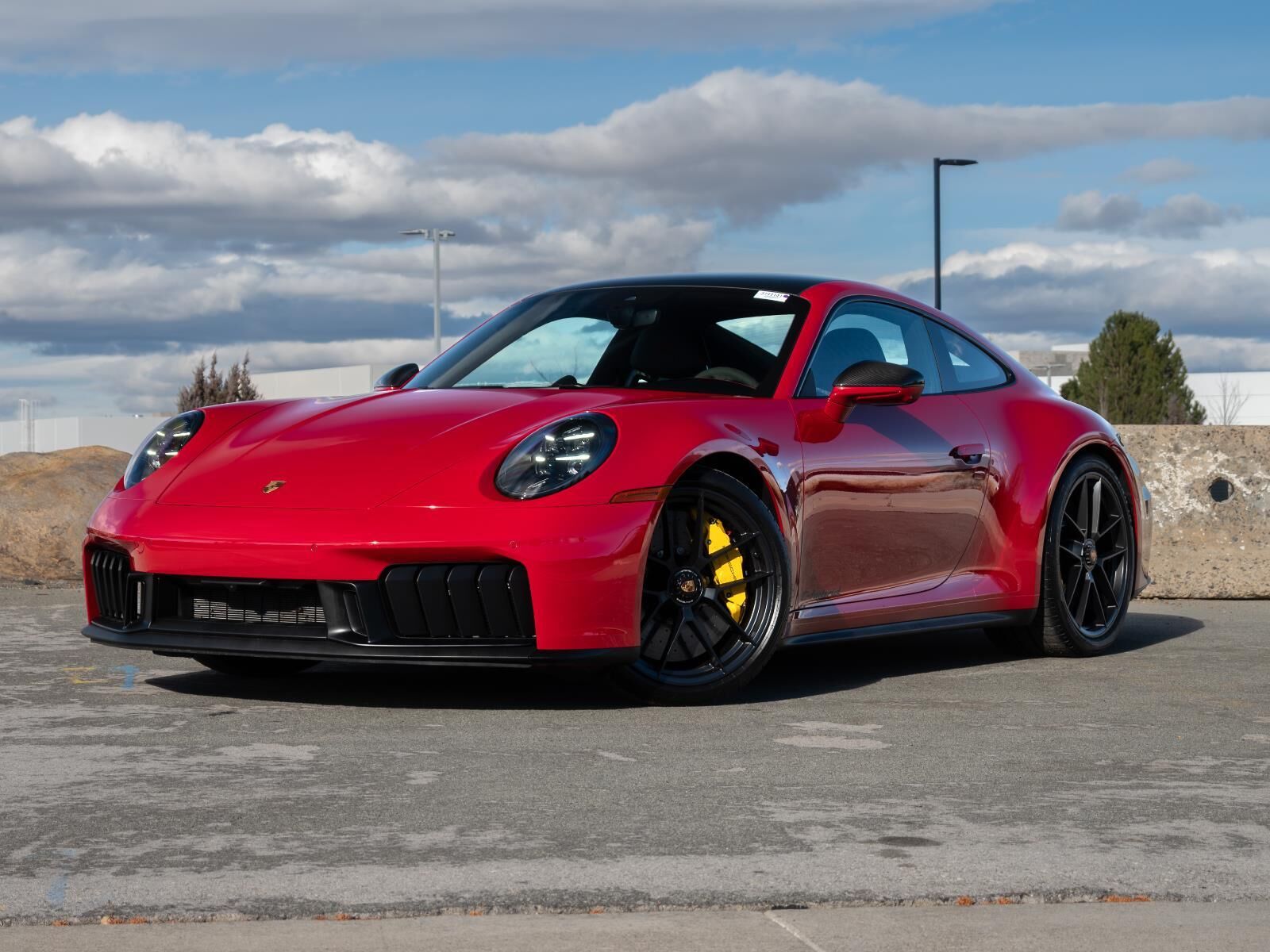 2025 PORSCHE 911