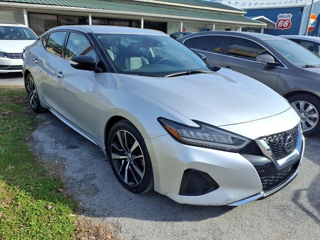 2022 NISSAN Maxima