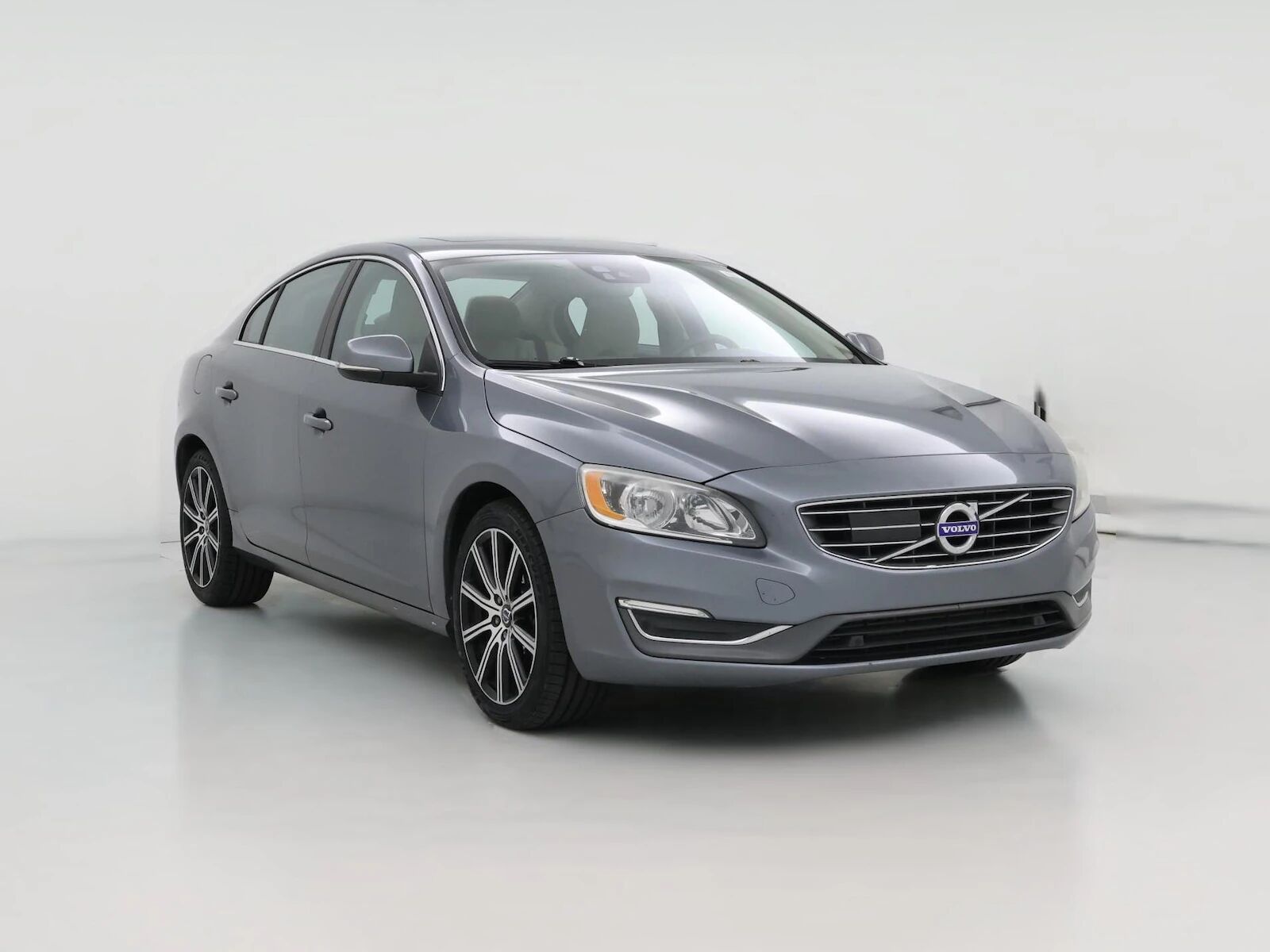 2018 VOLVO S60