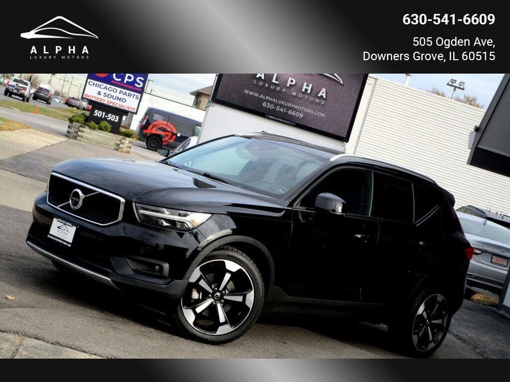 2020 VOLVO XC40