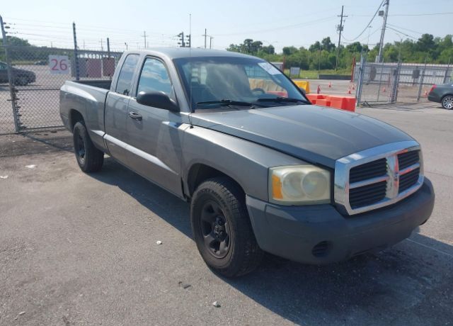 2005 DODGE Dakota