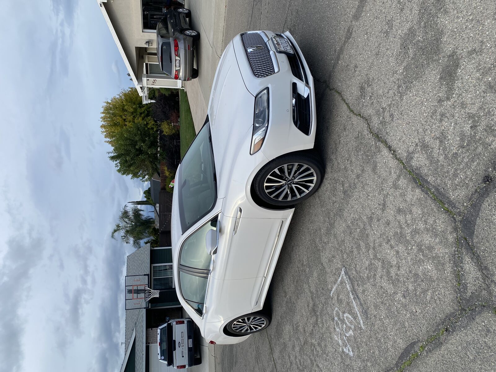 2017 LINCOLN Continental