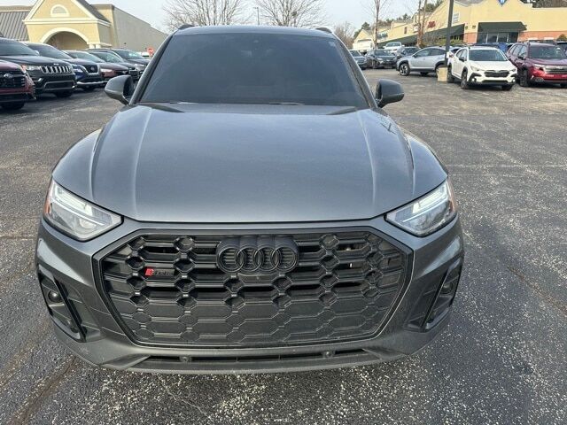 2022 Audi SQ5