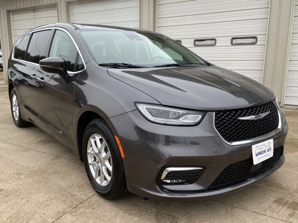 2023 CHRYSLER Pacifica