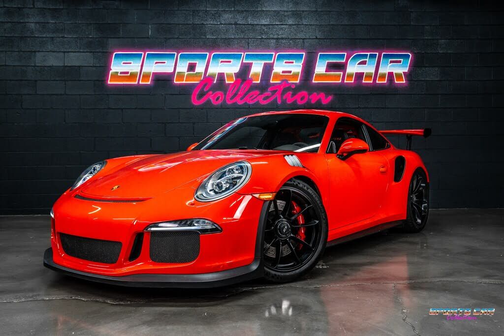 2016 PORSCHE 911