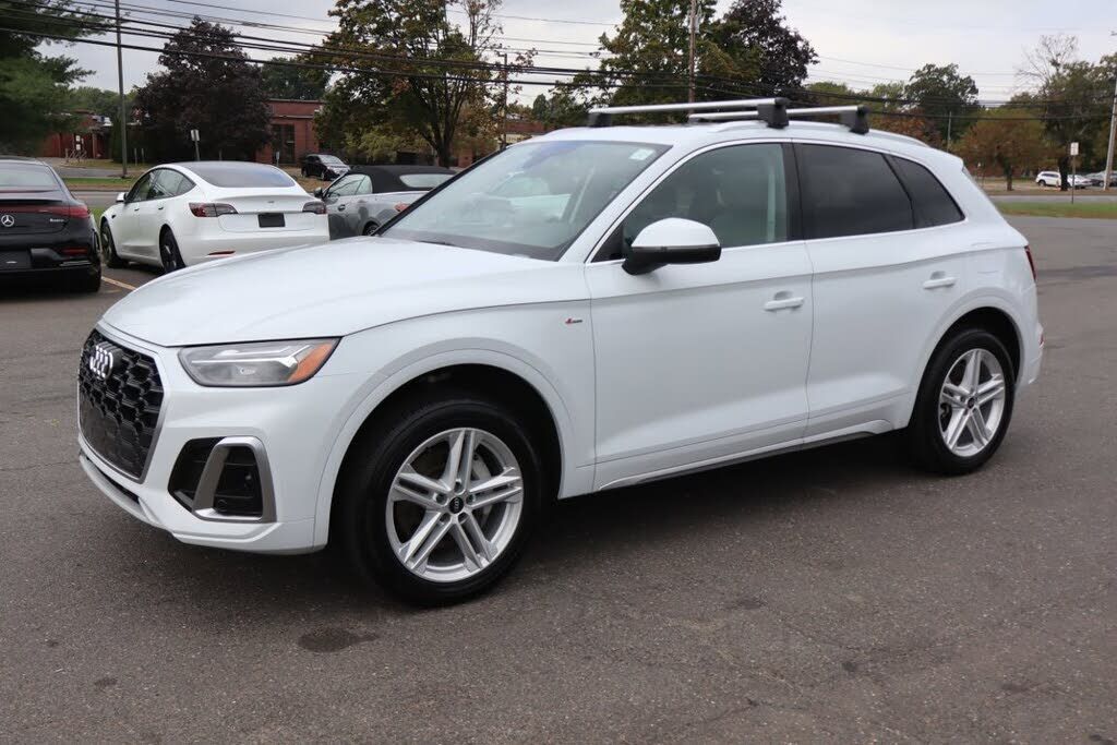 2022 AUDI Q5