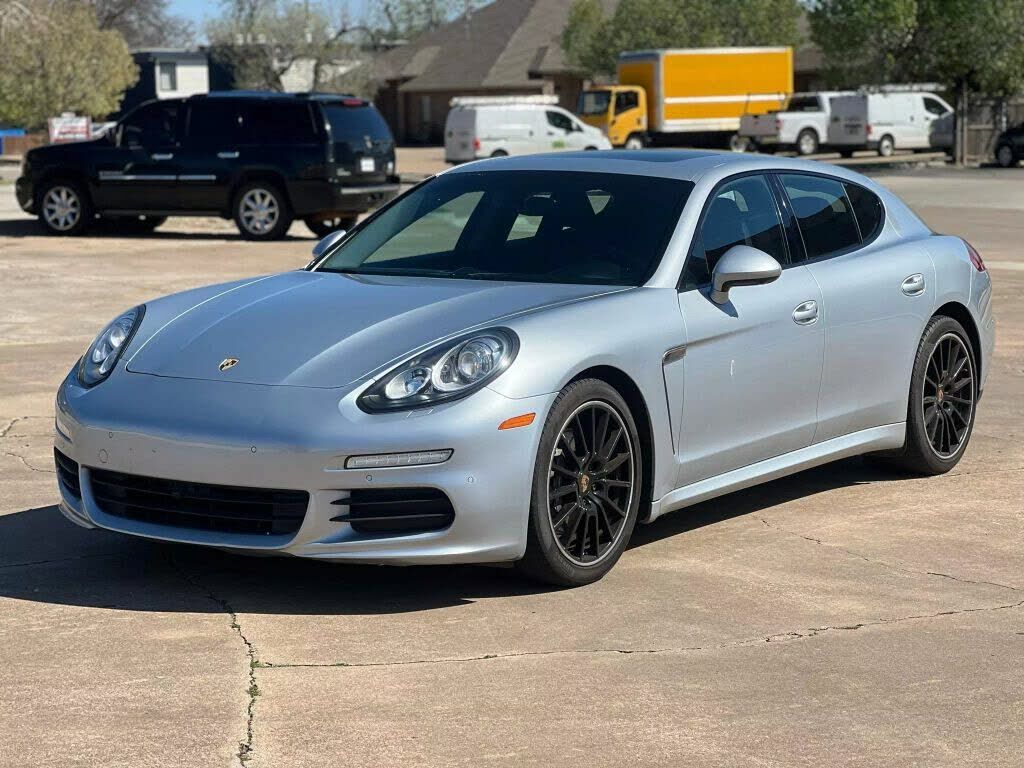 2014 PORSCHE Panamera