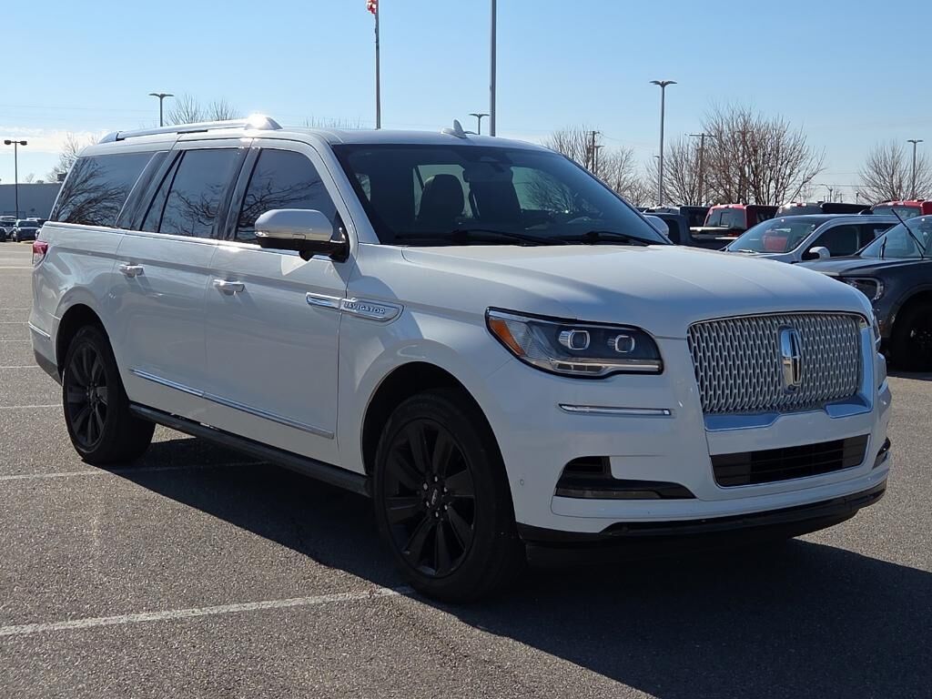 2024 LINCOLN Navigator L
