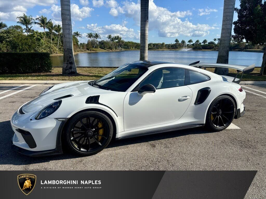 2019 PORSCHE 911