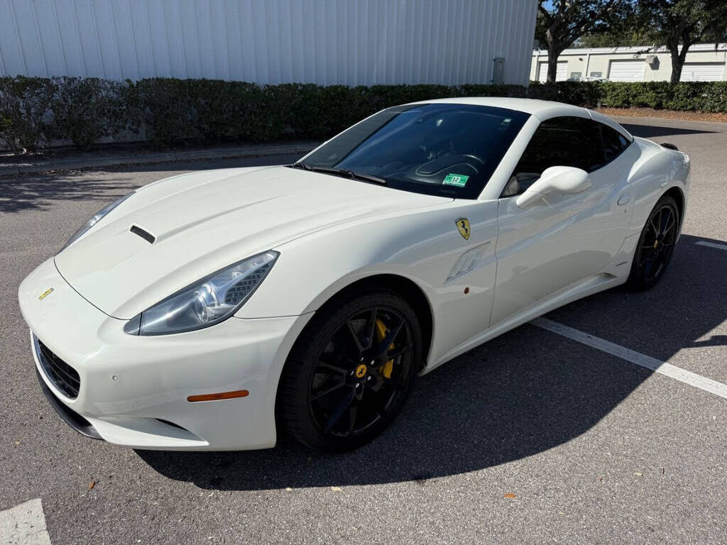 2011 FERRARI California