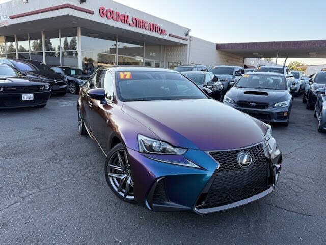 2017 LEXUS IS