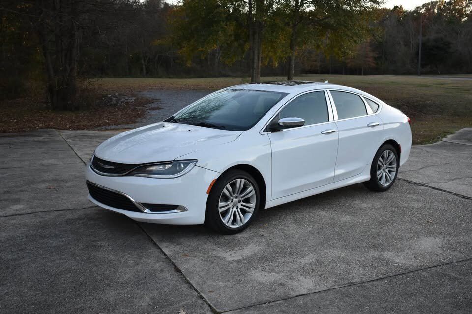 2016 CHRYSLER 200