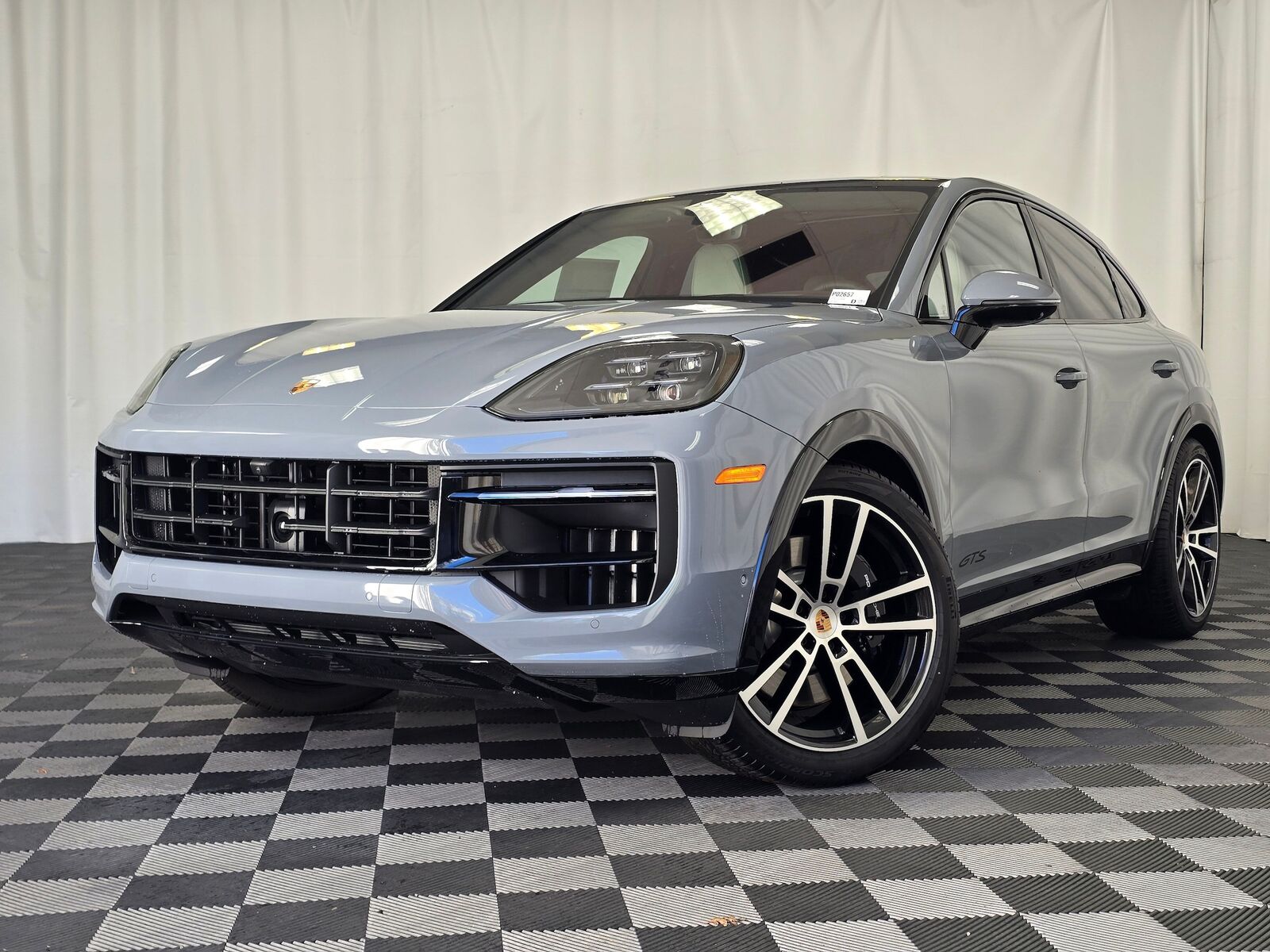 2026 PORSCHE Cayenne