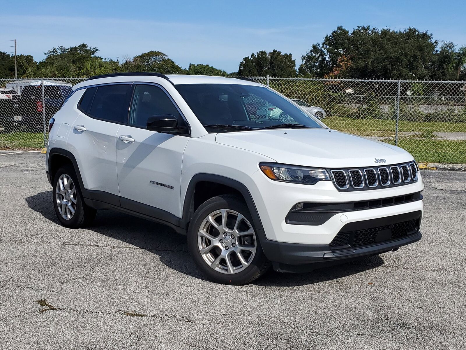 2023 JEEP Compass