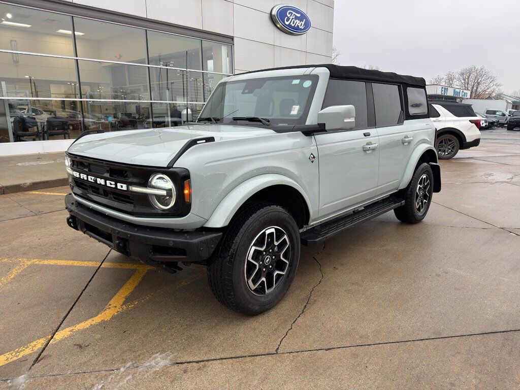 2021 FORD Bronco