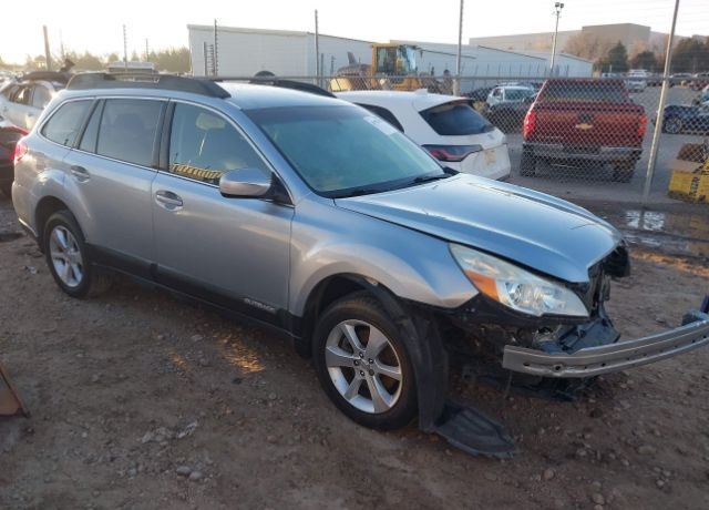 2014 SUBARU Outback