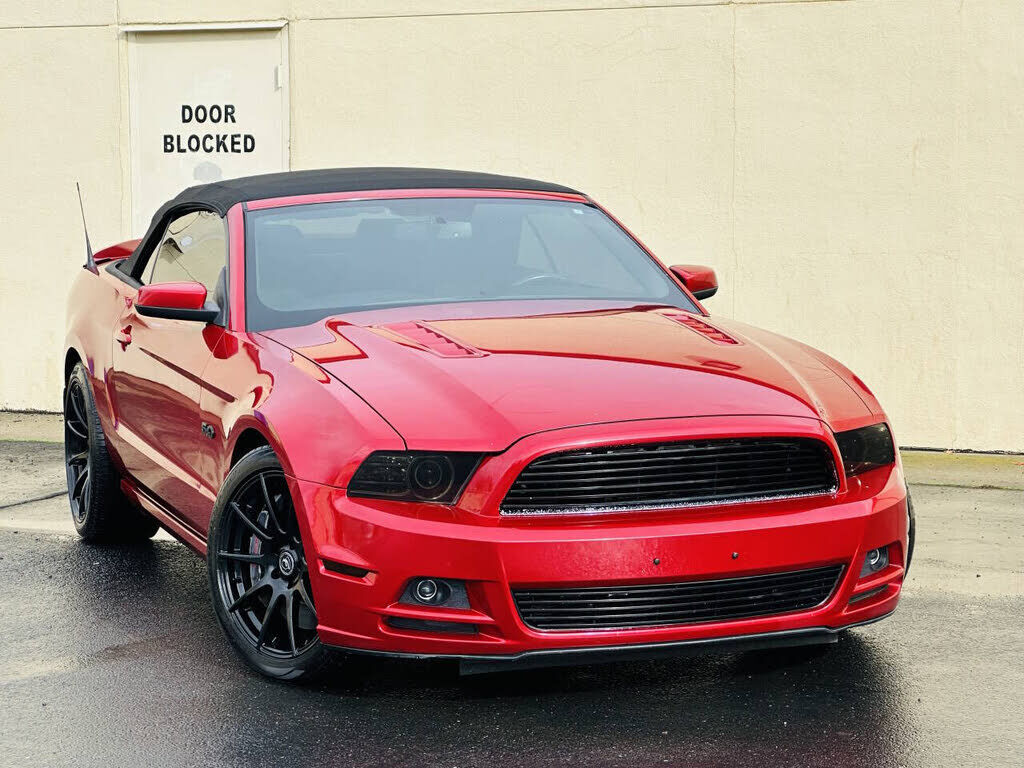 2013 FORD Mustang