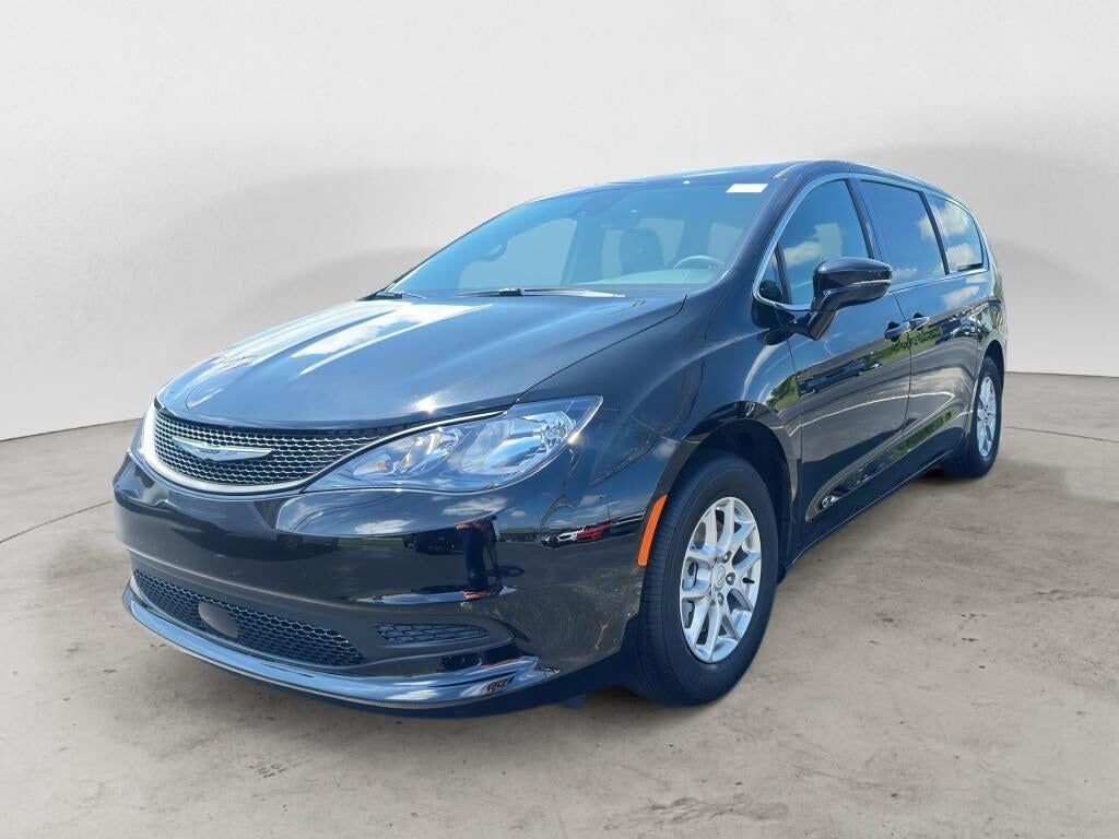 2025 CHRYSLER Voyager