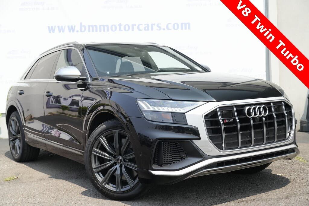 2022 AUDI SQ8