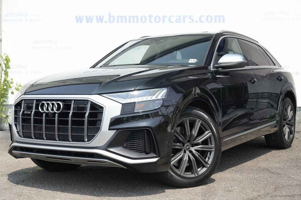 2022 Audi SQ8