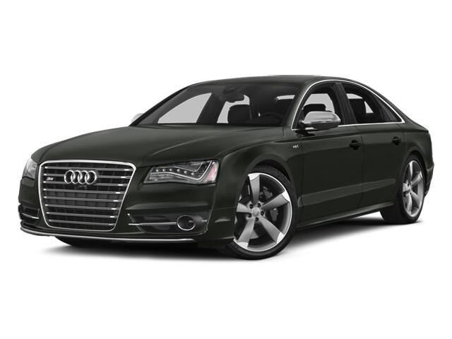 2013 AUDI S8
