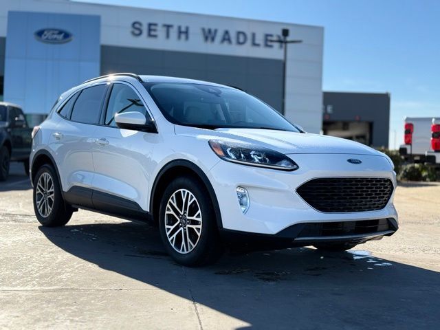 2021 FORD Escape