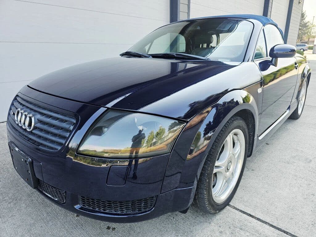 2002 AUDI TT