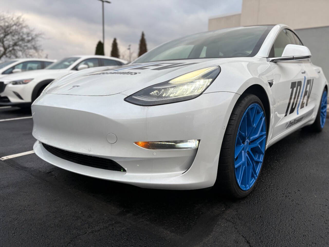 2019 TESLA Model 3
